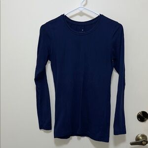 Beyond Scrubs Classic Navy Long Sleeve Top small